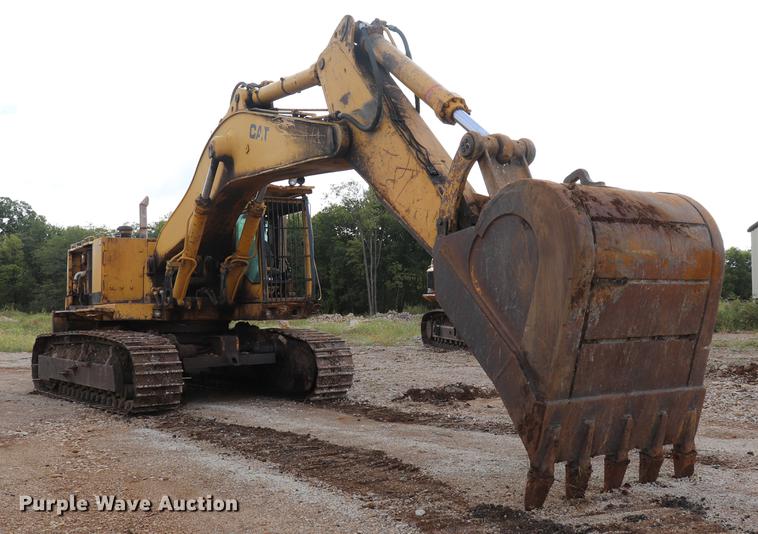 image for item ED9540 1988 Caterpillar 245B excavator