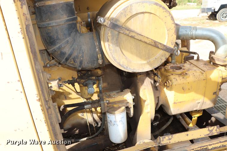 image for item ED9540 1988 Caterpillar 245B excavator