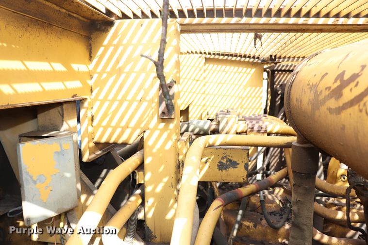 image for item ED9540 1988 Caterpillar 245B excavator