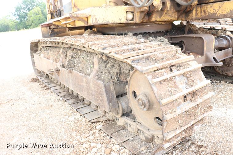 image for item ED9540 1988 Caterpillar 245B excavator