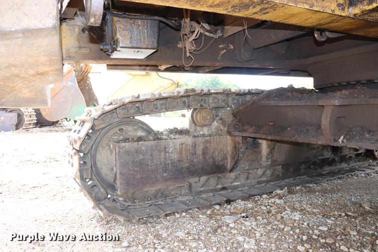 image for item ED9540 1988 Caterpillar 245B excavator