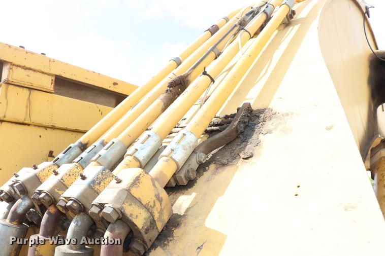 image for item ED9540 1988 Caterpillar 245B excavator