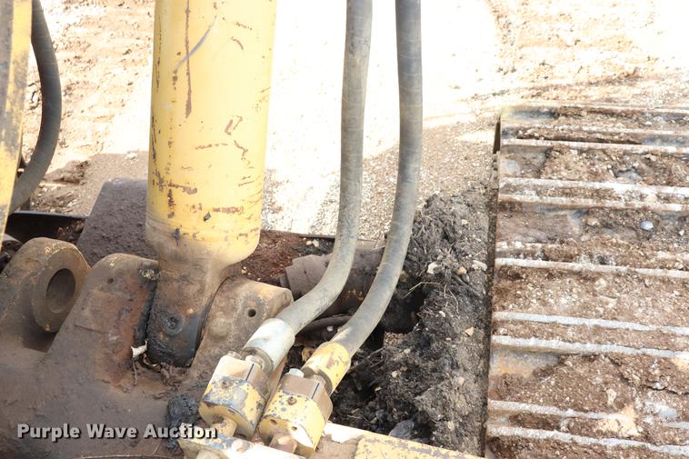 image for item ED9540 1988 Caterpillar 245B excavator