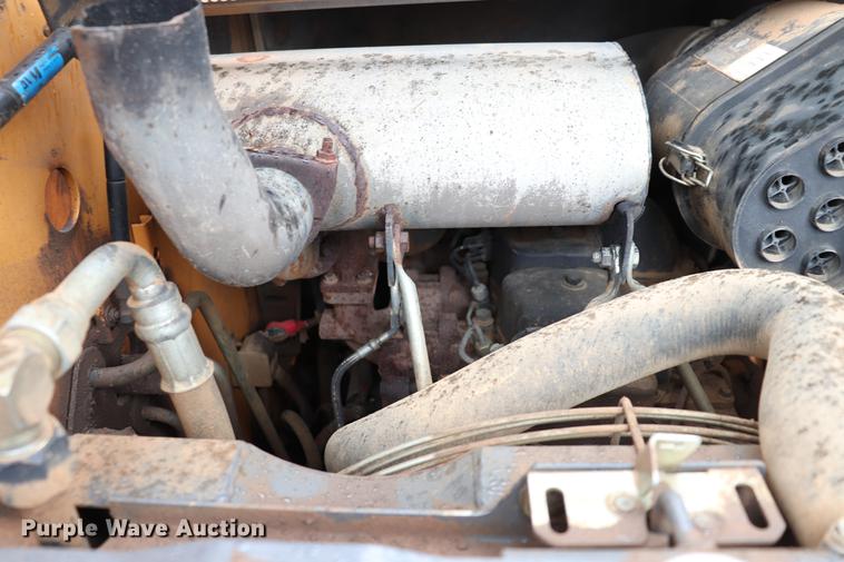 image for item ED9542 Case 450 skid steer