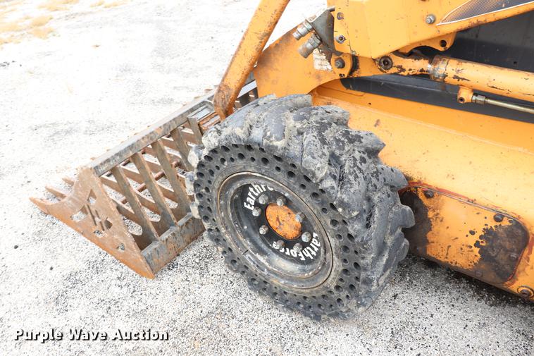 image for item ED9542 Case 450 skid steer