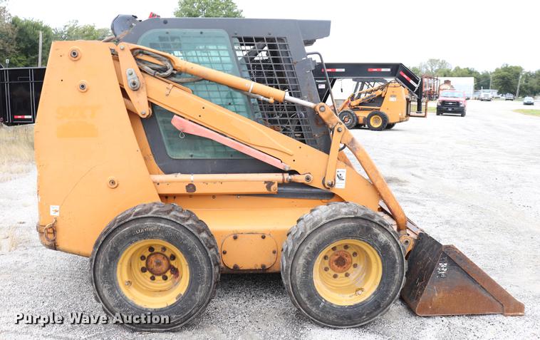 image for item ED9546 Case 90XT skid steer