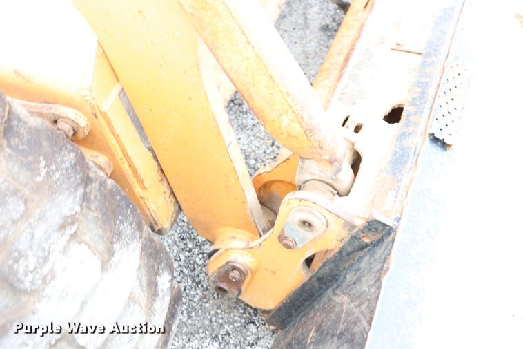 image for item ED9546 Case 90XT skid steer