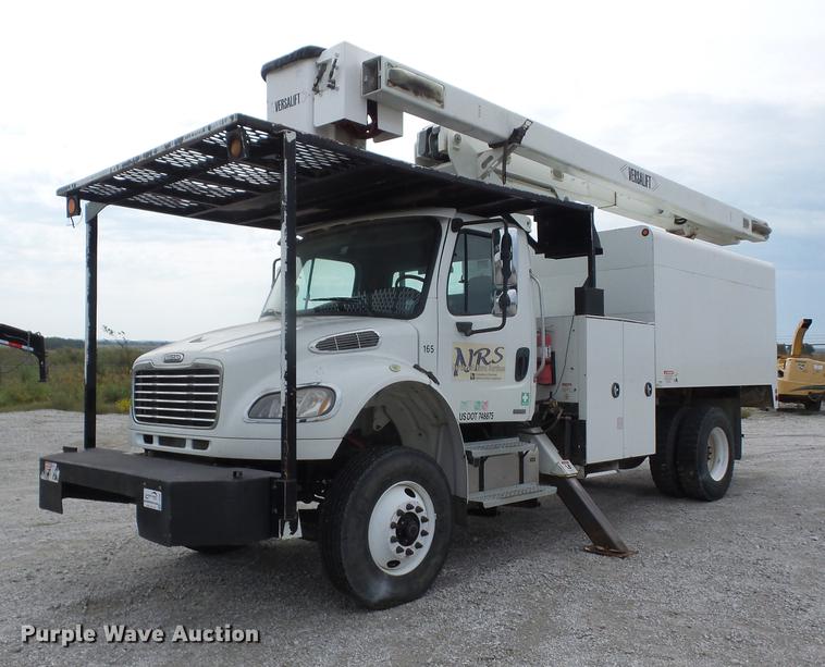 image for item J8595 2008 Freightliner Business Class M2 bucket truck