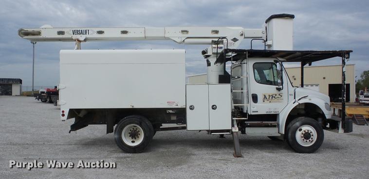 image for item J8595 2008 Freightliner Business Class M2 bucket truck
