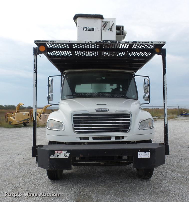 image for item J8595 2008 Freightliner Business Class M2 bucket truck