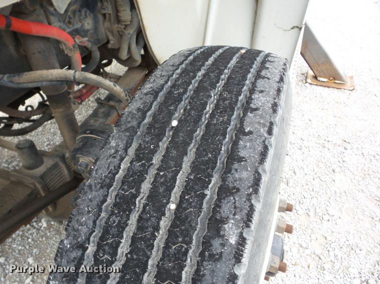 image for item J8595 2008 Freightliner Business Class M2 bucket truck