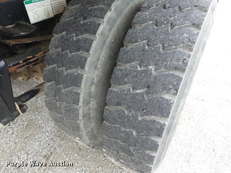 image for item J8595 2008 Freightliner Business Class M2 bucket truck