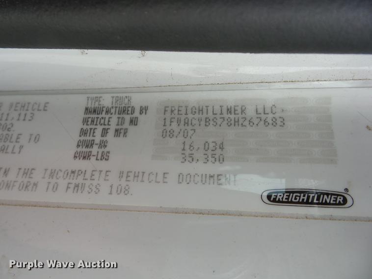 image for item J8595 2008 Freightliner Business Class M2 bucket truck