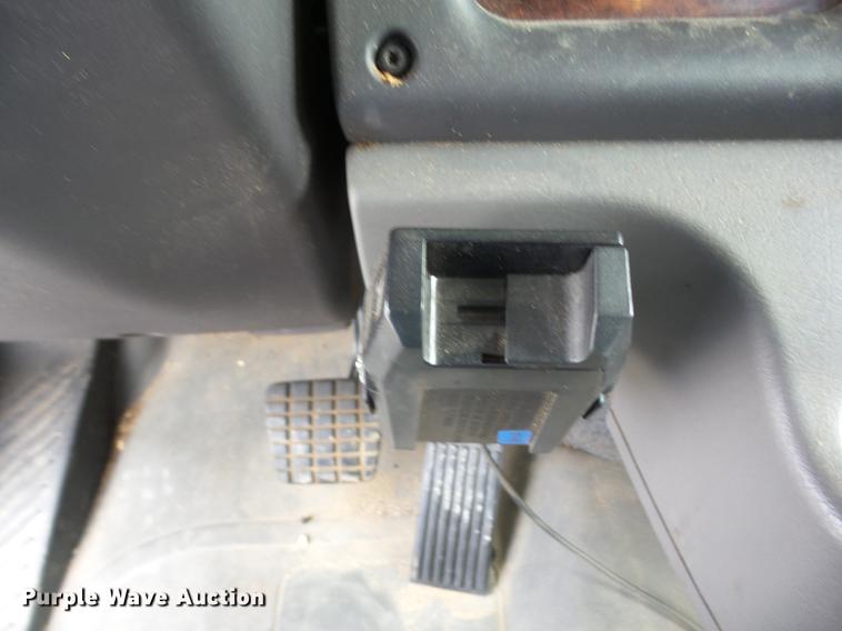 image for item J8595 2008 Freightliner Business Class M2 bucket truck