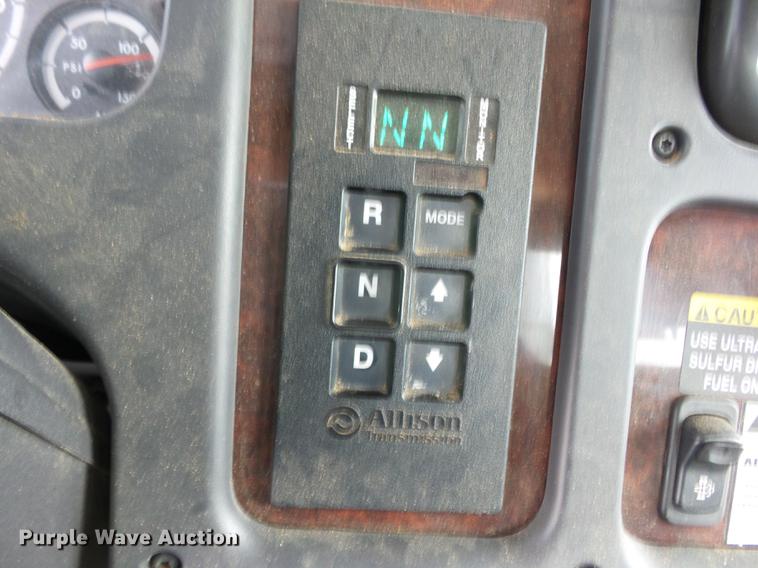 image for item J8595 2008 Freightliner Business Class M2 bucket truck