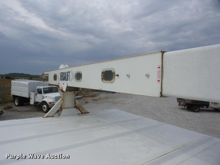 image for item J8595 2008 Freightliner Business Class M2 bucket truck