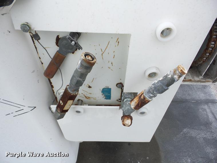 image for item J8595 2008 Freightliner Business Class M2 bucket truck