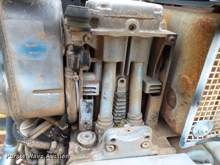 image for item K1769 1998 DPU 6055 vibratory plate compactor