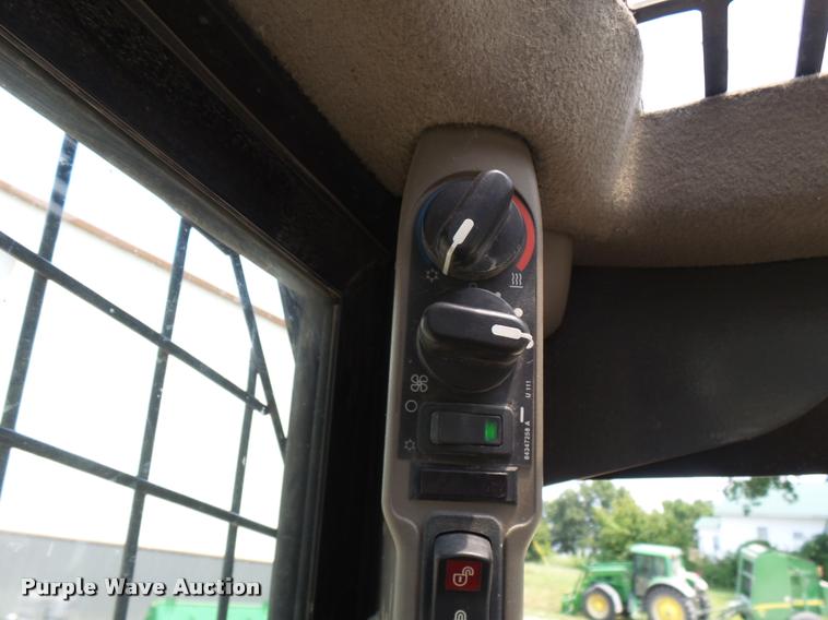 image for item K1851 2011 Case TR320 skid steer