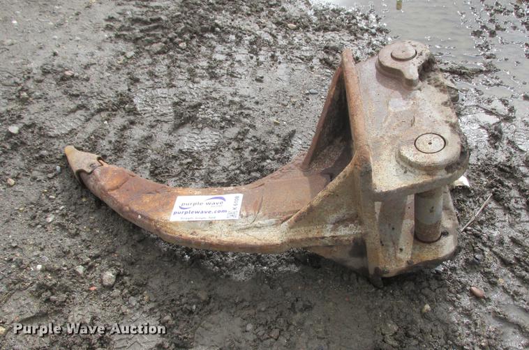 image for item K6108 Excavator ripper