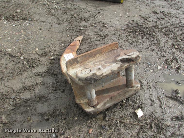 image for item K6108 Excavator ripper