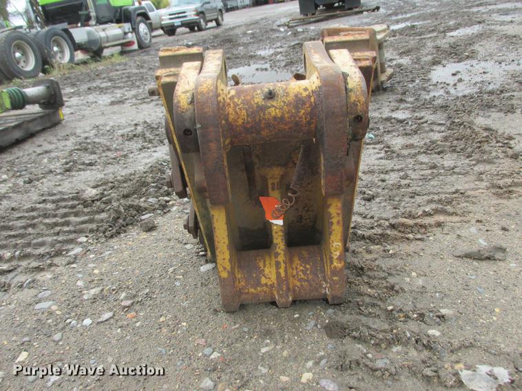 image for item K6109 Excavator quick attach