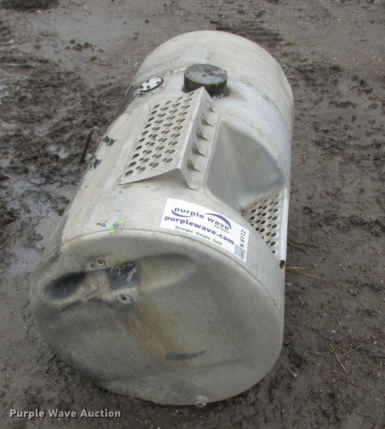 image for item K6112 (4) tanks