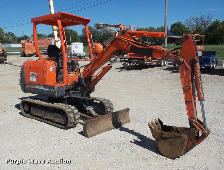 image for item K6367 2000 Kubota KX61-2 mini excavator