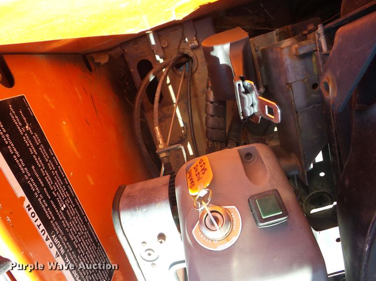 image for item K6367 2000 Kubota KX61-2 mini excavator