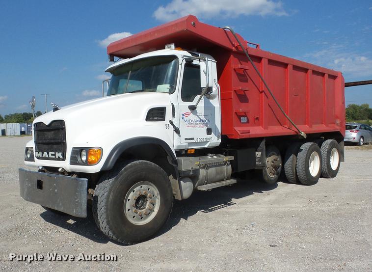 image for item K6398 2007 Mack CV713 Granite dump truck