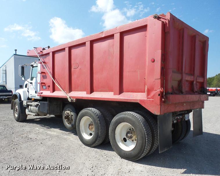 image for item K6398 2007 Mack CV713 Granite dump truck