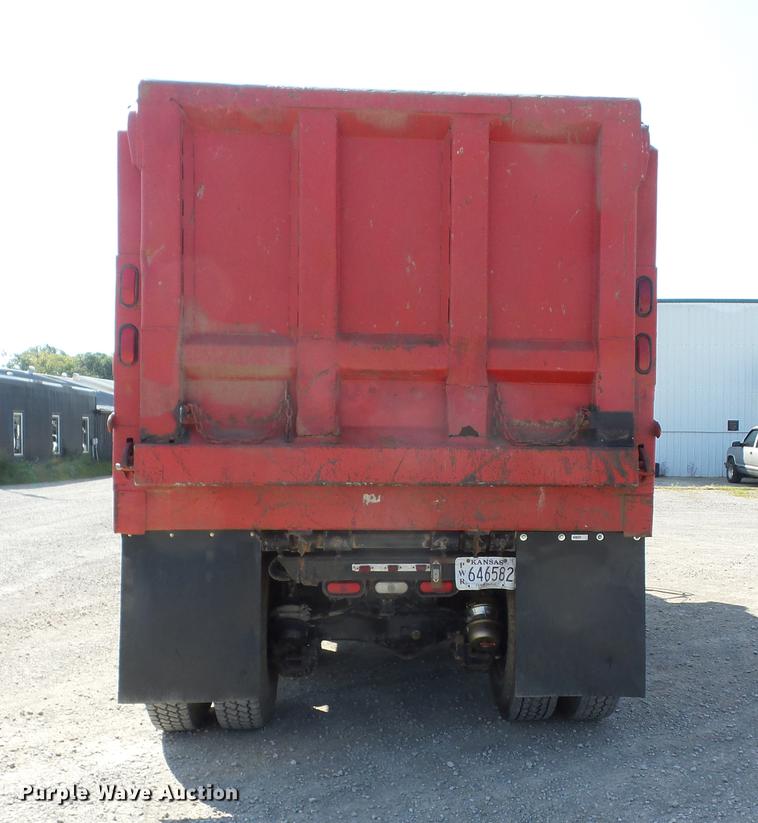 image for item K6398 2007 Mack CV713 Granite dump truck