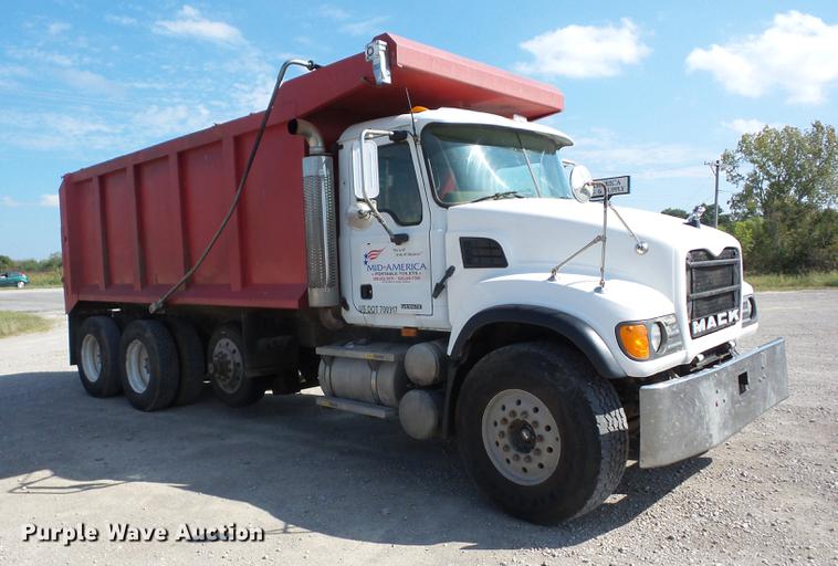 image for item K6398 2007 Mack CV713 Granite dump truck