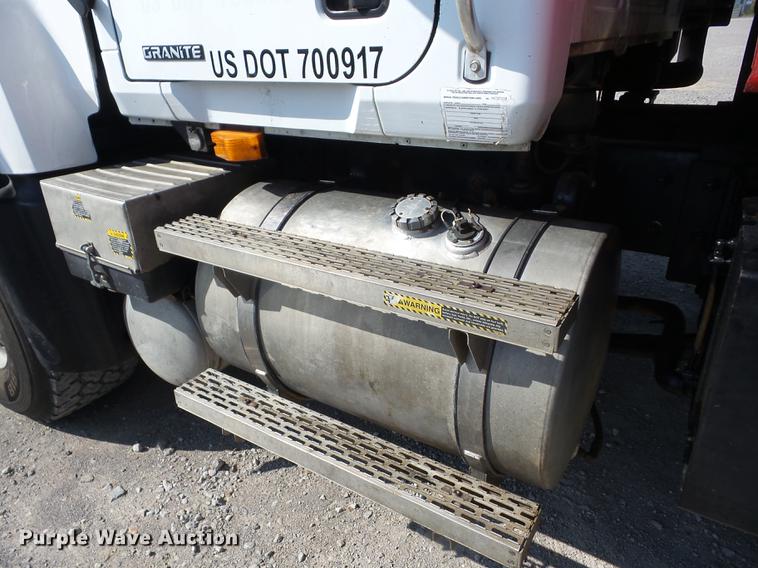 image for item K6398 2007 Mack CV713 Granite dump truck