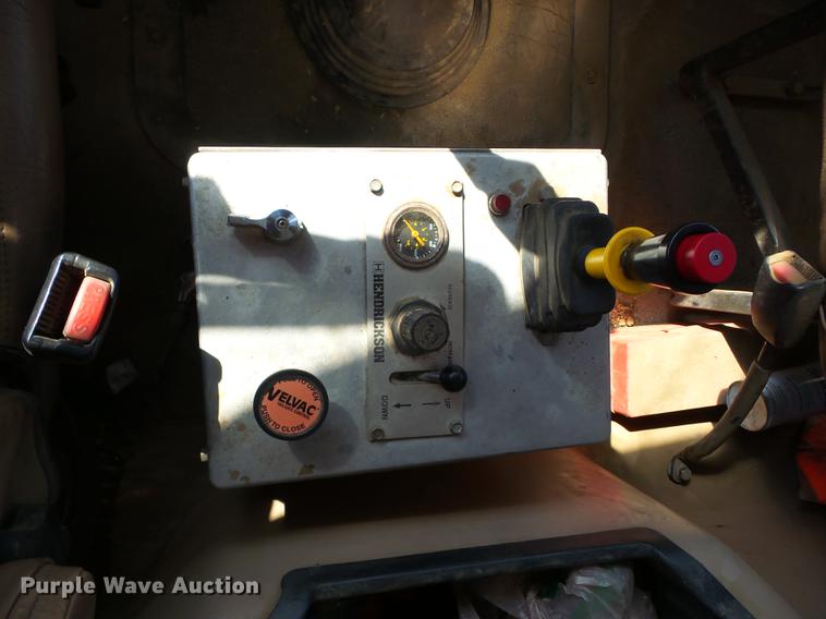 image for item K6398 2007 Mack CV713 Granite dump truck