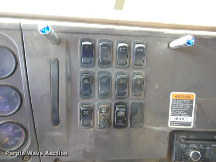 image for item K6398 2007 Mack CV713 Granite dump truck