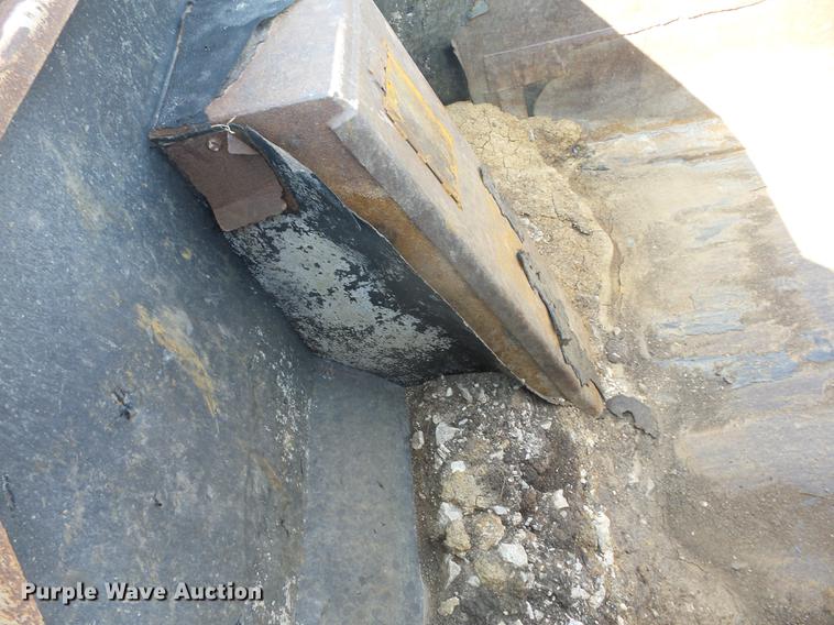 image for item K6398 2007 Mack CV713 Granite dump truck