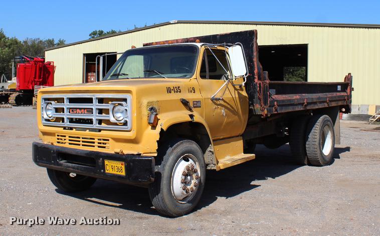 image for item L1913 1987 GMC 7000 Topkick dump truck