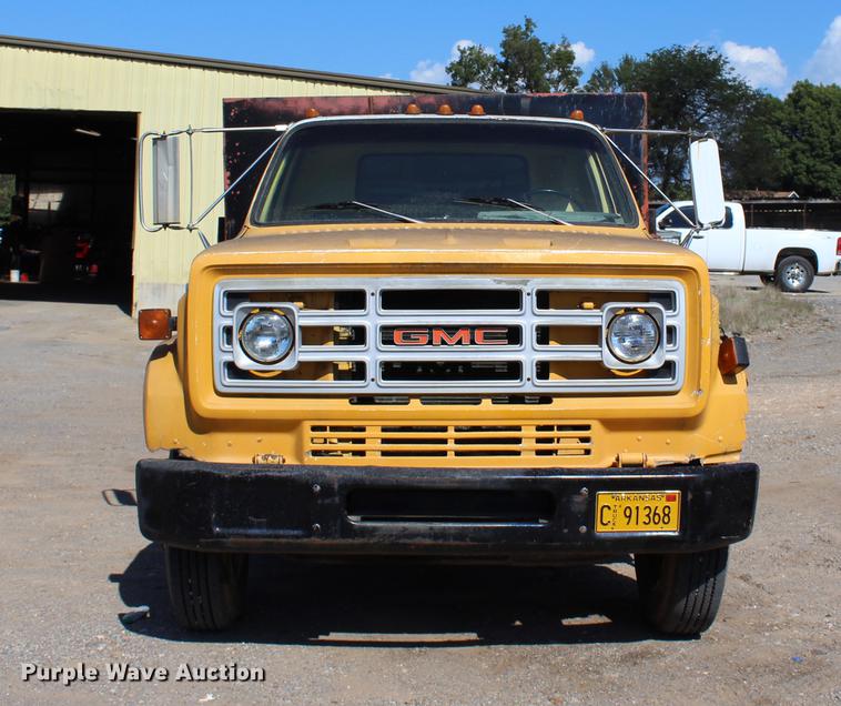 image for item L1913 1987 GMC 7000 Topkick dump truck