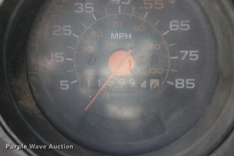 image for item L1913 1987 GMC 7000 Topkick dump truck