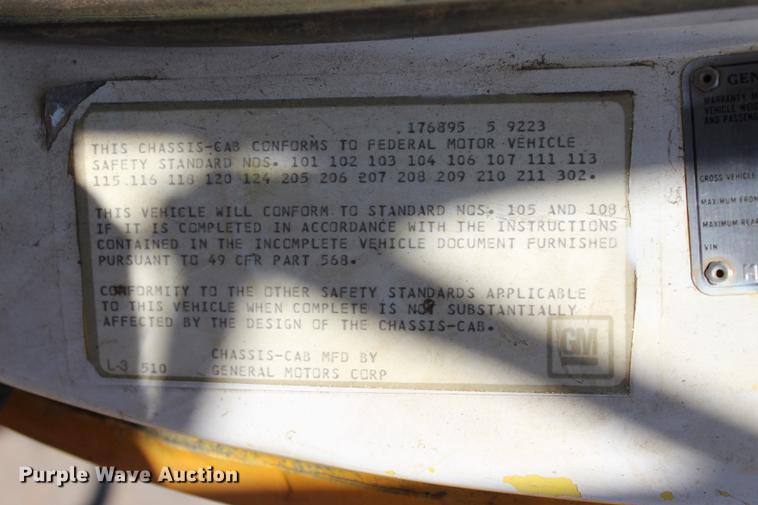 image for item L1913 1987 GMC 7000 Topkick dump truck