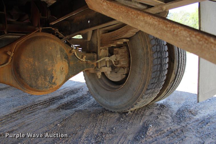 image for item L1913 1987 GMC 7000 Topkick dump truck