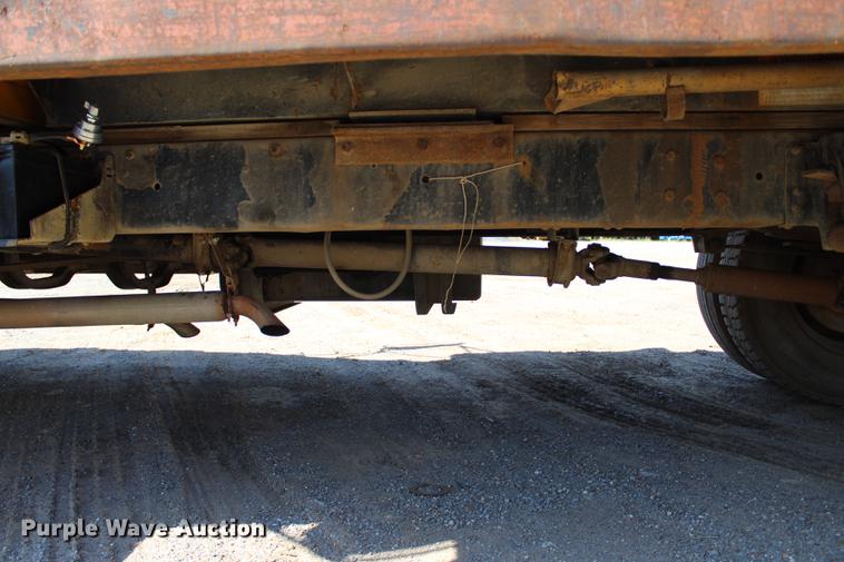 image for item L1913 1987 GMC 7000 Topkick dump truck