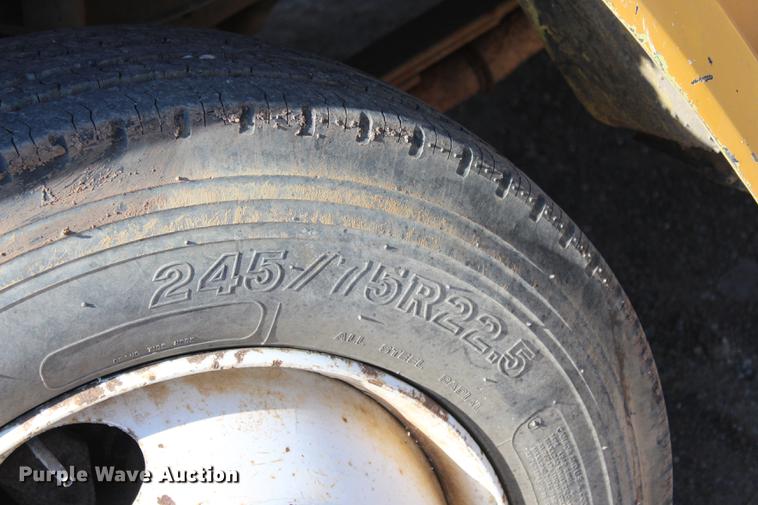 image for item L1913 1987 GMC 7000 Topkick dump truck