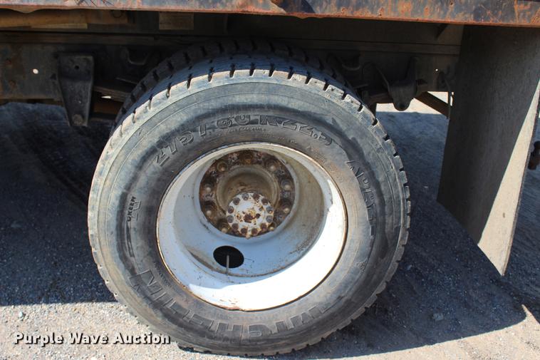 image for item L1913 1987 GMC 7000 Topkick dump truck