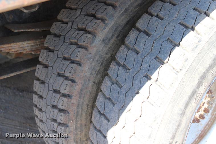 image for item L1913 1987 GMC 7000 Topkick dump truck