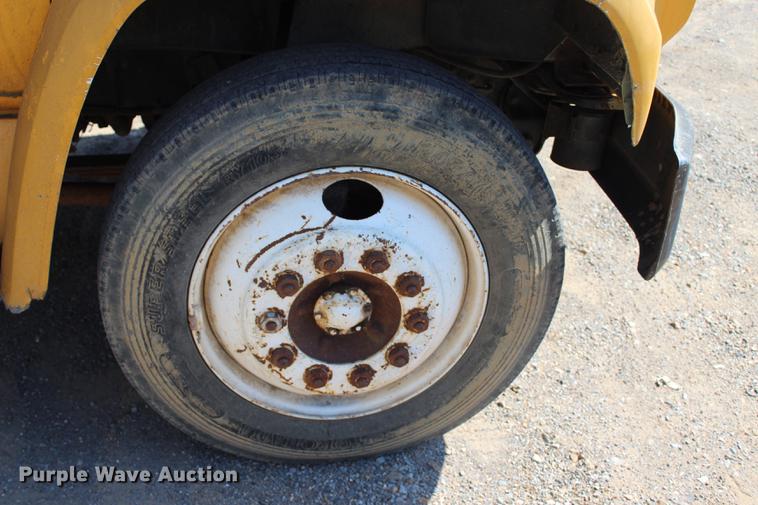 image for item L1913 1987 GMC 7000 Topkick dump truck