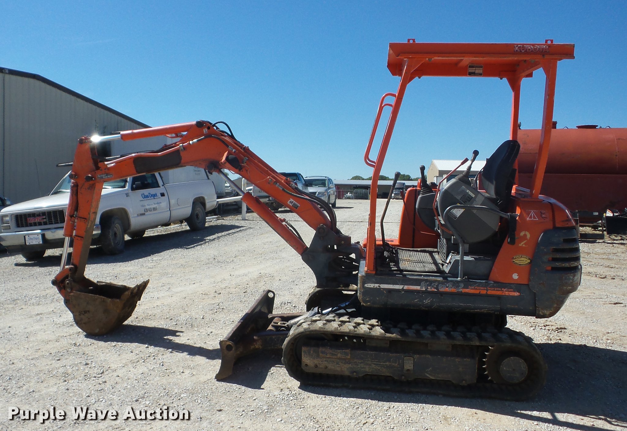 2000 Kubota KX612 mini excavator in Chanute, KS Item K6367 sold