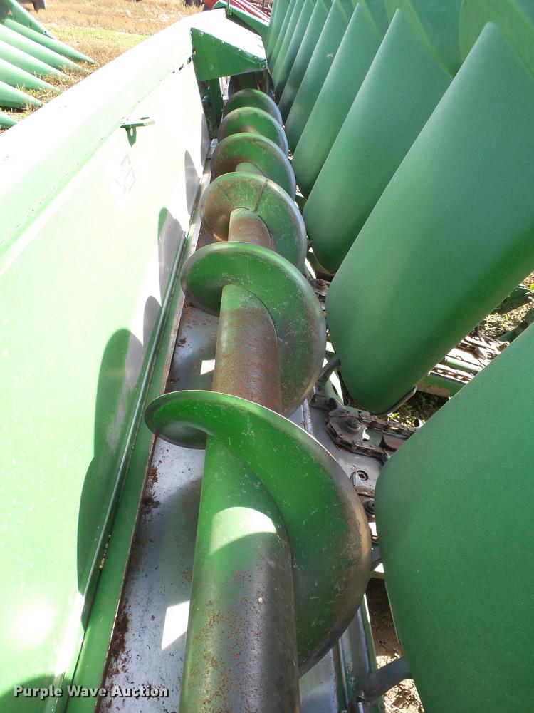 image for item BJ9948 John Deere 1293 corn head