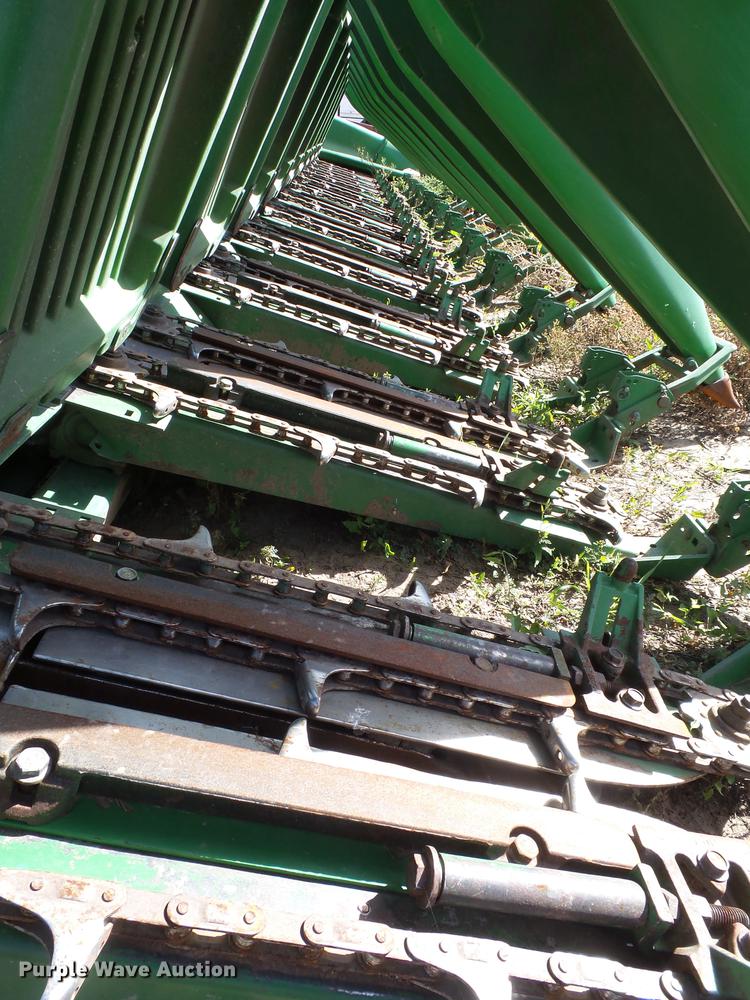 image for item BJ9948 John Deere 1293 corn head